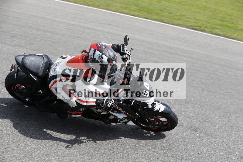 /Archiv-2024/29 12.06.2024 MOTO.CH Track Day ADR/Gruppe blau/64